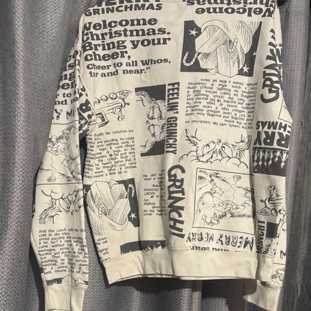 Grinch Graphic Sweatshirt - Picture 3 of 9